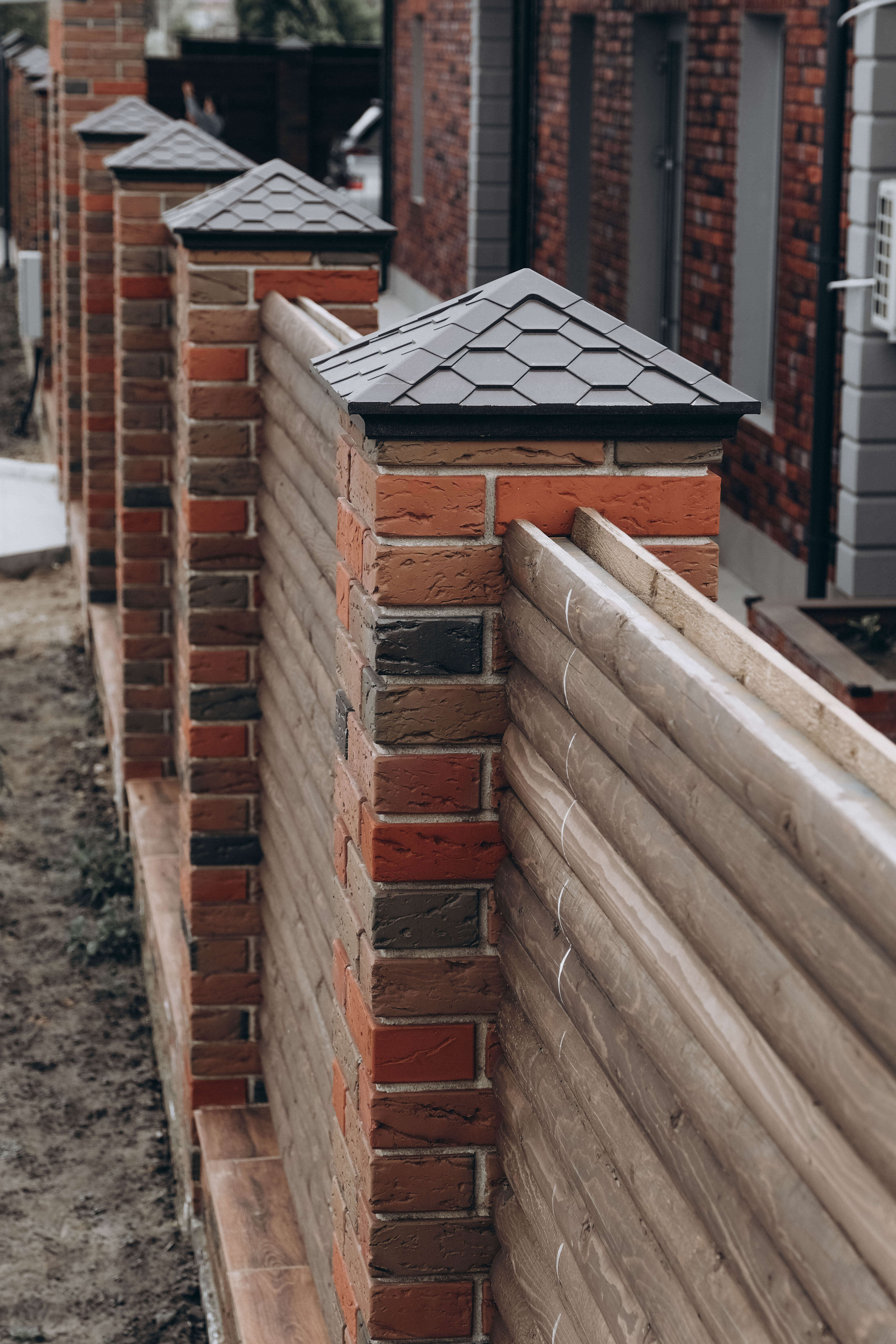 Колпак Zking Эверест Коричневый на столб 1.5х1.5 кирпича (390х390мм) в Благовещенске фото